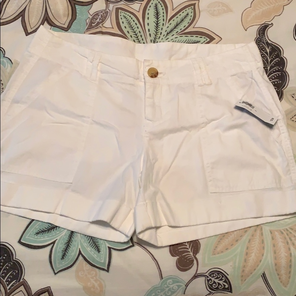 Old Navy white shorts.  New with tags.  Size 2